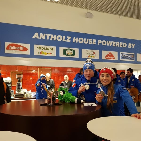 15.03.2019 - Festliche Atmosphäre gestern Abend im Antholz House für das gesamte italienische Team und die Mitarbeiter des Restaurants