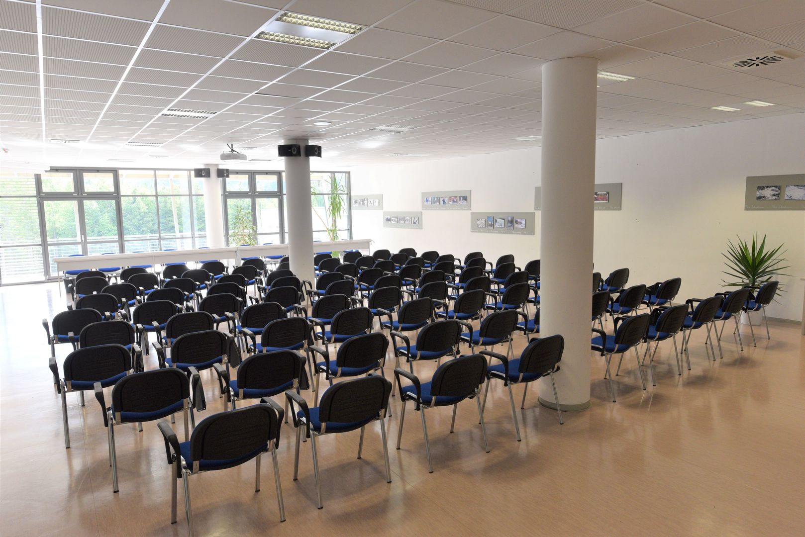 Seminar rooms2