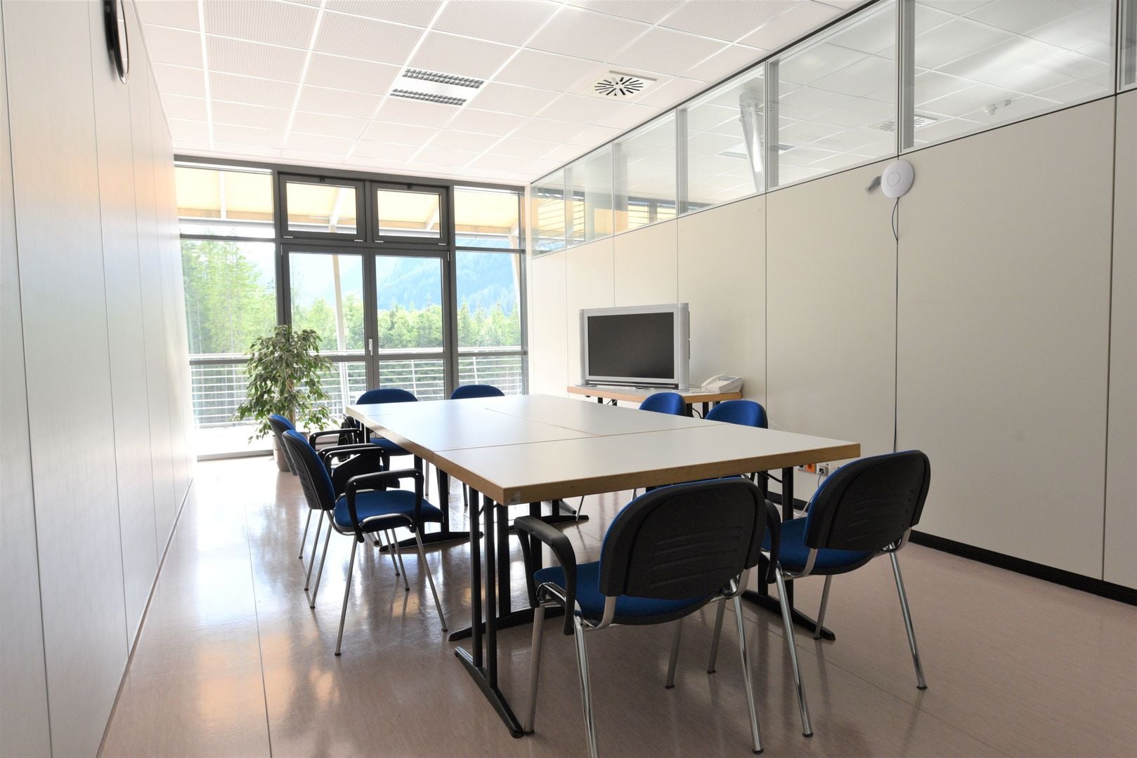 Seminar rooms2