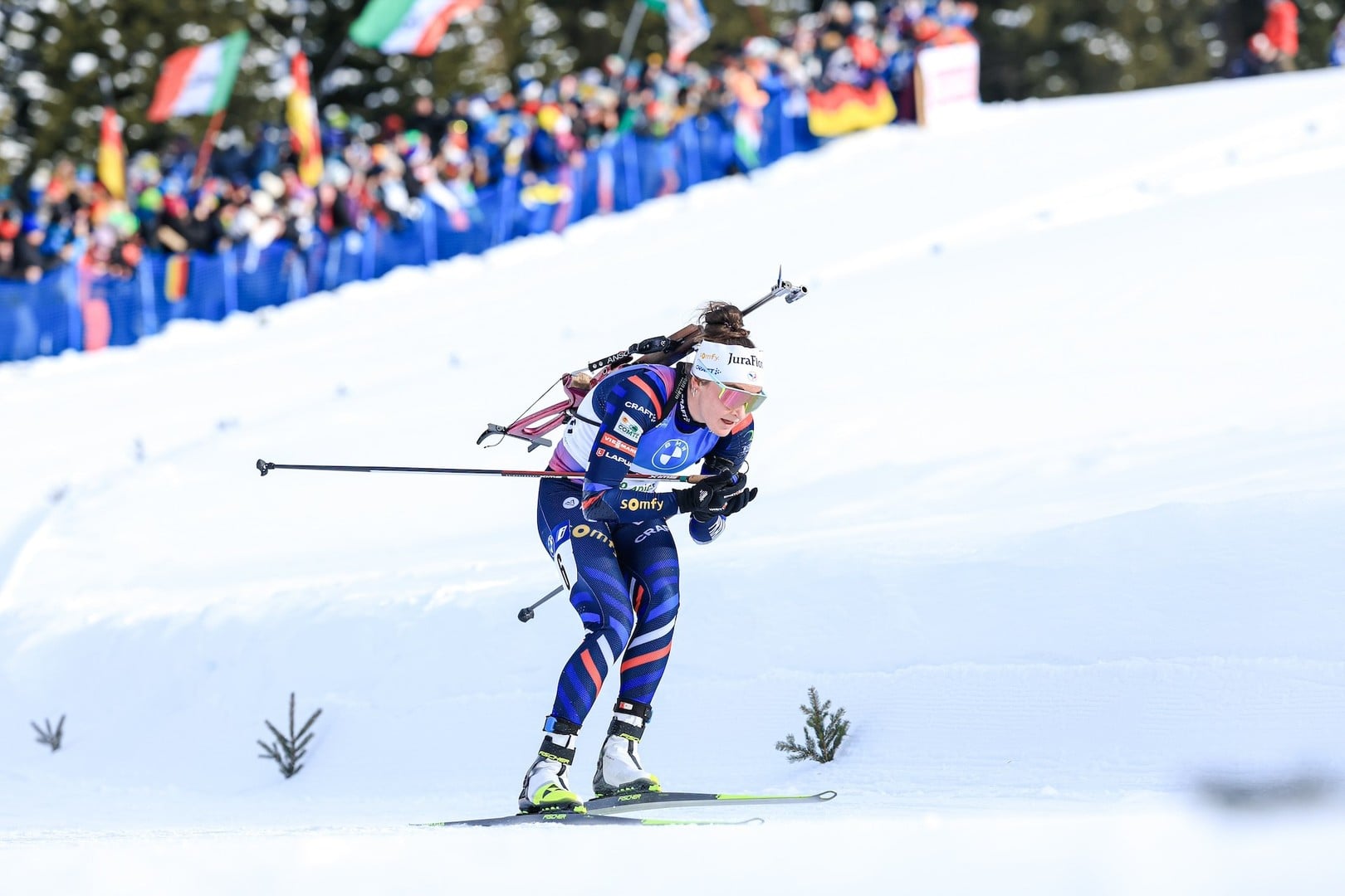 21.01.2024 - Julia Simon jubilant after the final race in Antholz
