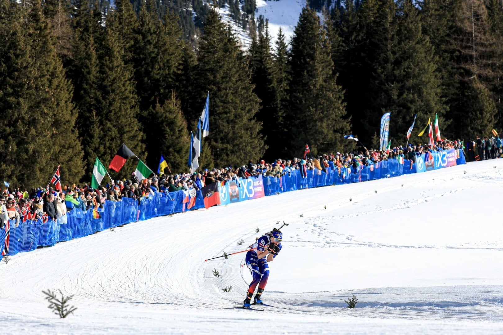 25.01.2025 - Lou Jeanmonnot landet den nächsten Antholz-Triumph